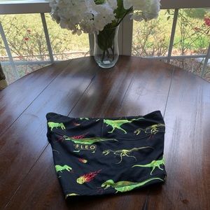 Fleo Tyrannosaurus Original cut shorts